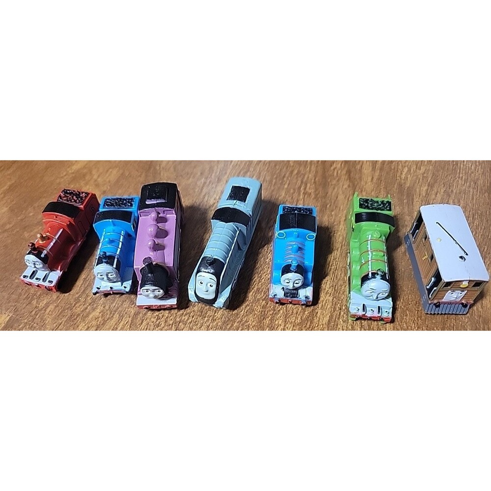Thomas‎ Tank and Friends Cake Toppers Trains mini miniature toys